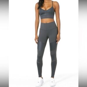 Alo Yoga - Mid-Waist Gray Leggings - S